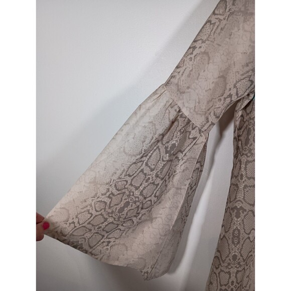 Judith March Long Bell Sleeve Embroidered Boho Snake Print Tunic Top Size Small - Picture 3 of 9